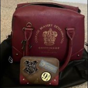 Harry Potter Gryffindor bag and wallet